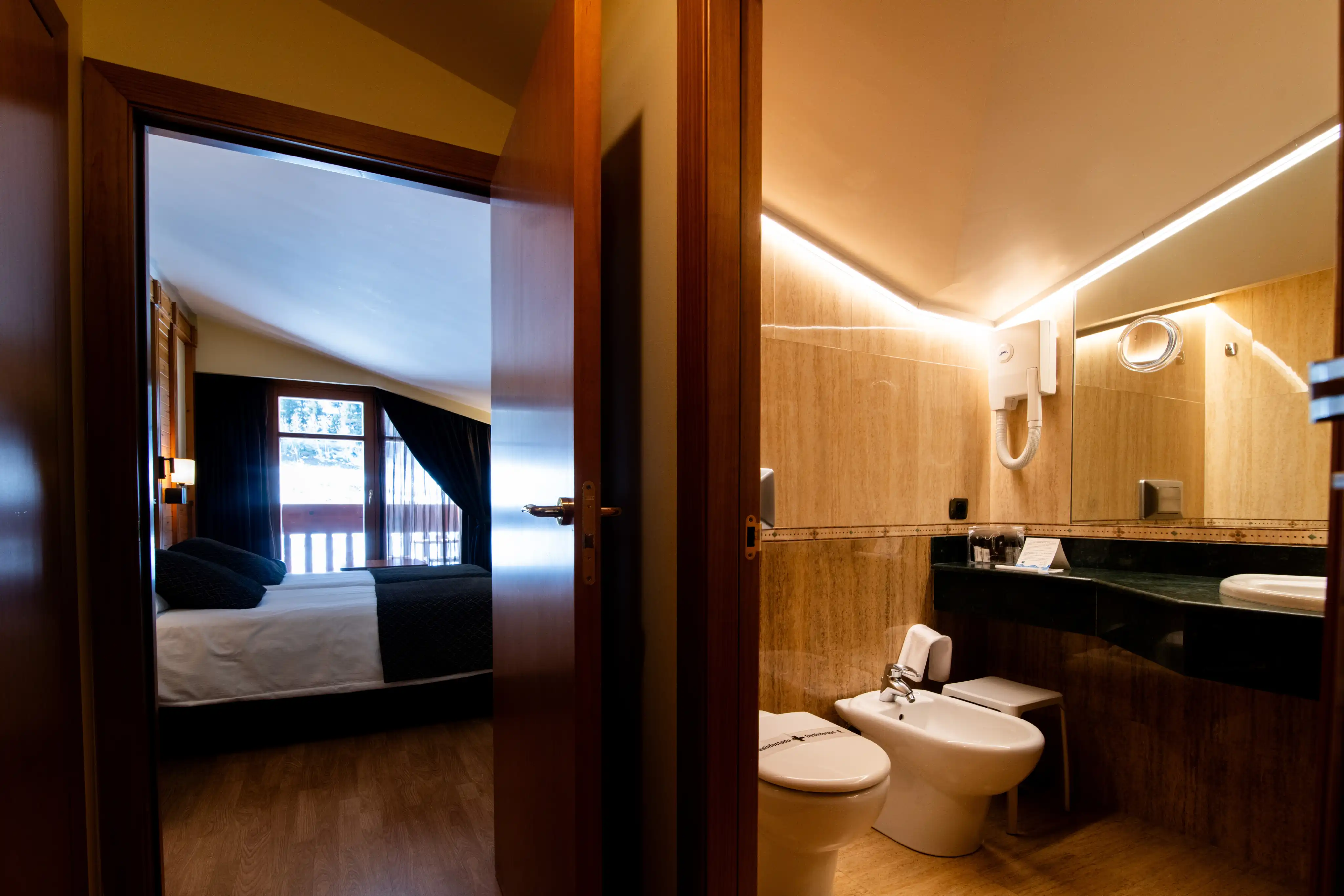 Habitación deluxe-room - Imagen 3